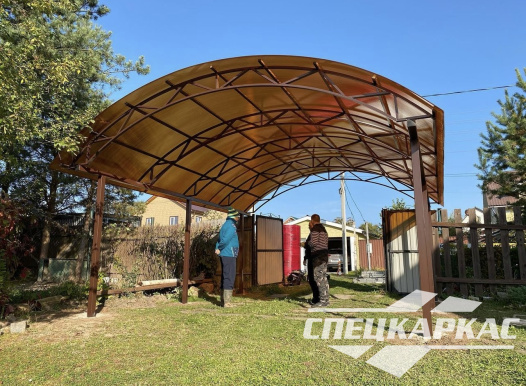 Навес для авто из поликарбоната №84 - фото 1796