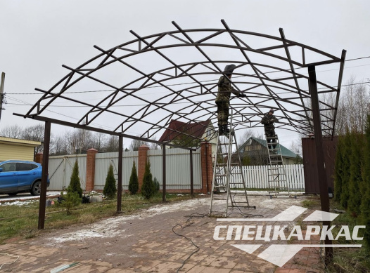 Навес из поликарбоната над парковочным местом №63 - фото 1583